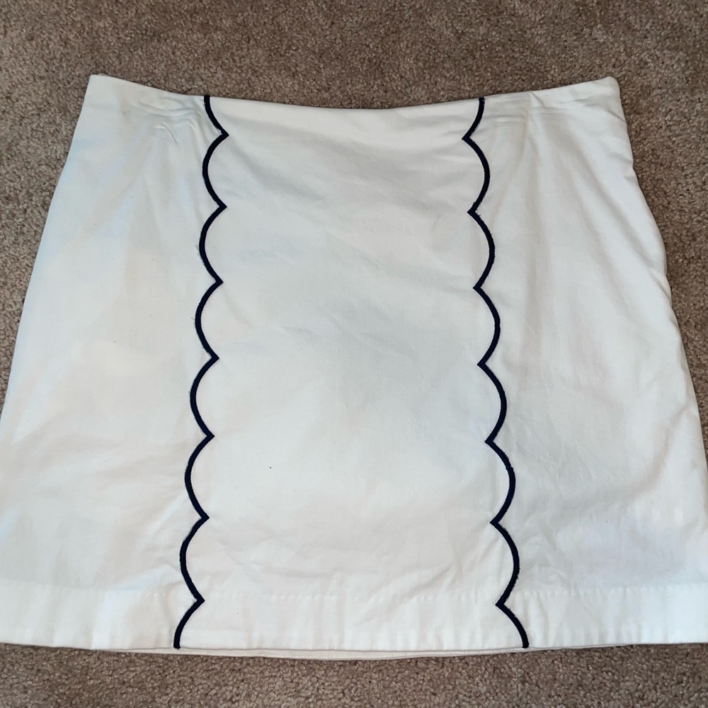 Crown & Ivy White/Navy skirt size 8
